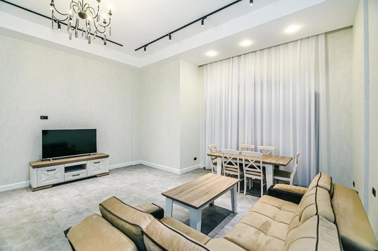 Apartment Street Nizami - 4 Bedrooms Baku Azerbaijan